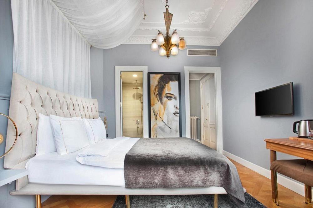 Lina Taksim Pera Former Walton Hotel 4*