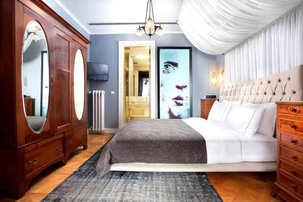 Lina Taksim Pera Former Walton 4*
